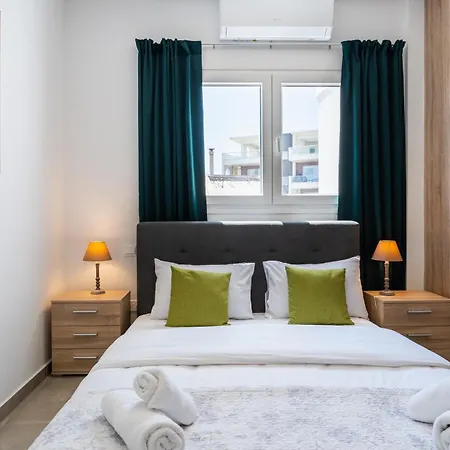 Invictus 2-bedroom * لارنكا