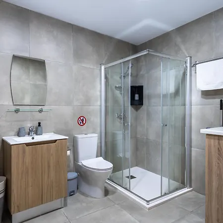 Invictus 2-bedroom דירה